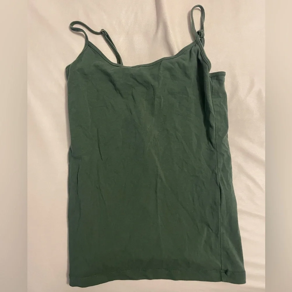 Assorted Color Tank Tops - Picture 4 of 16